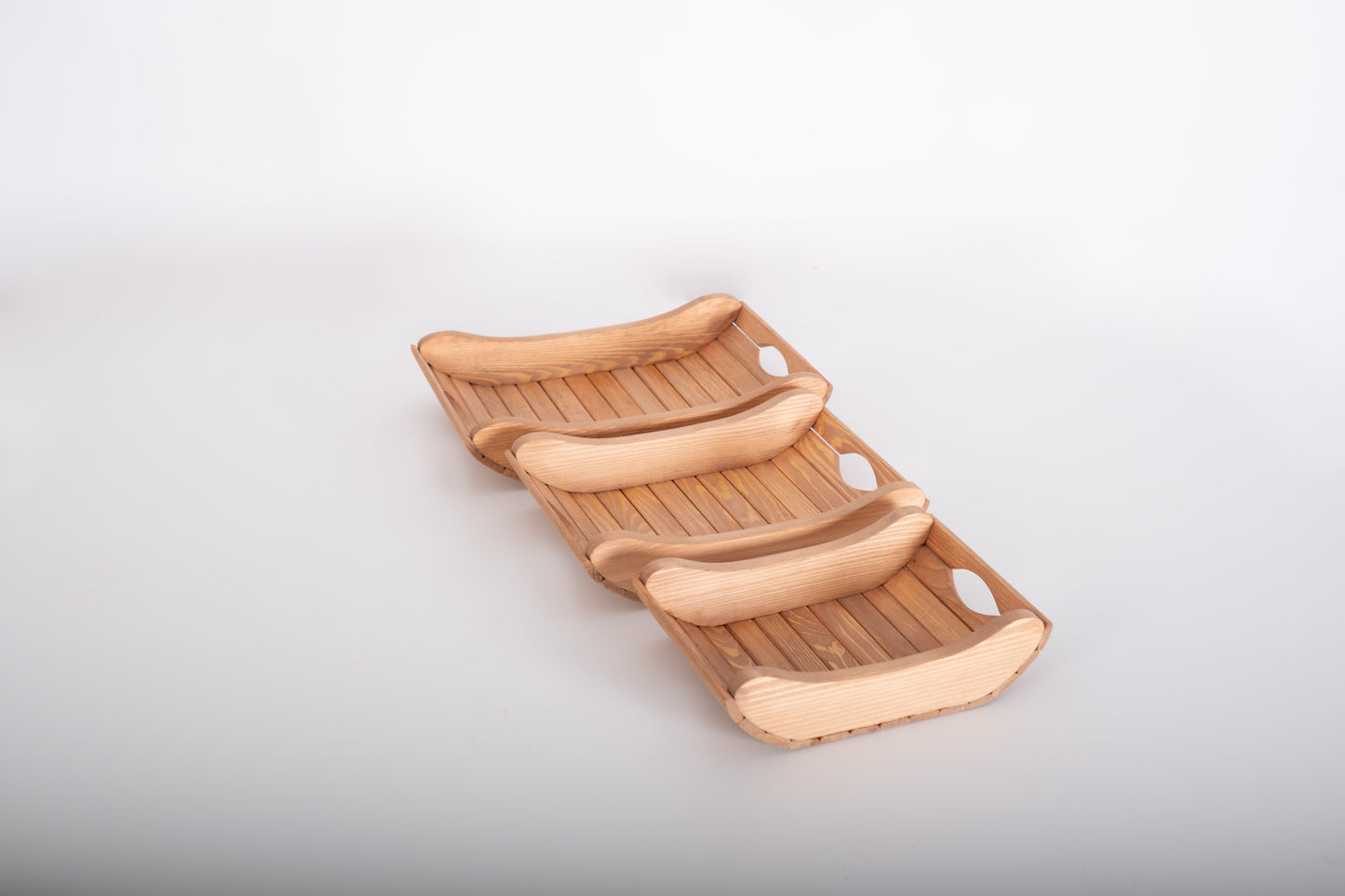 Ensemble 3 plateaux en bois – forme ondulée