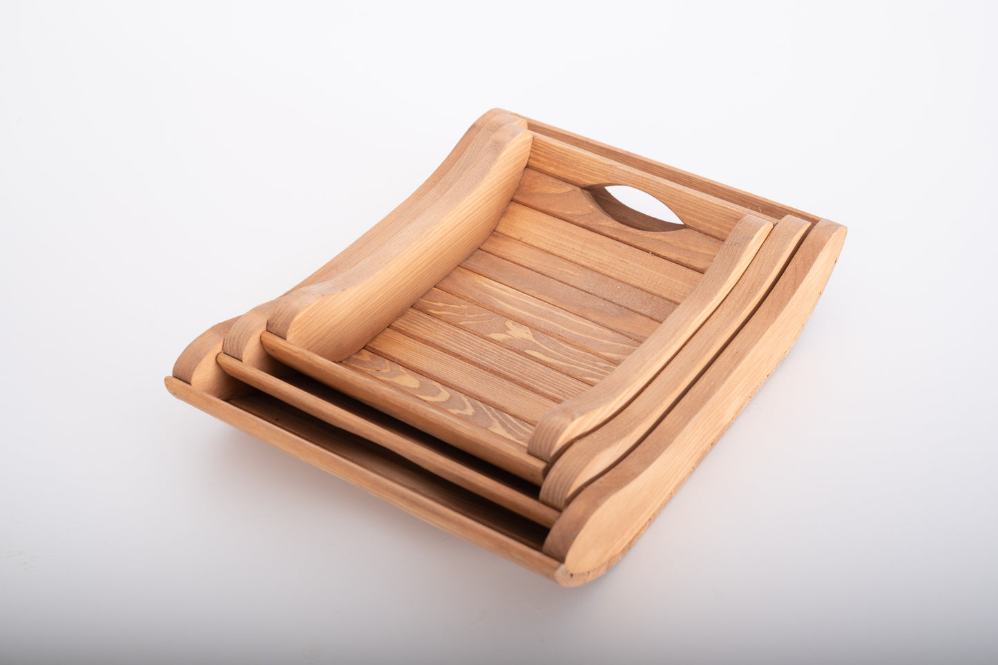 Ensemble 3 plateaux en bois – forme ondulée