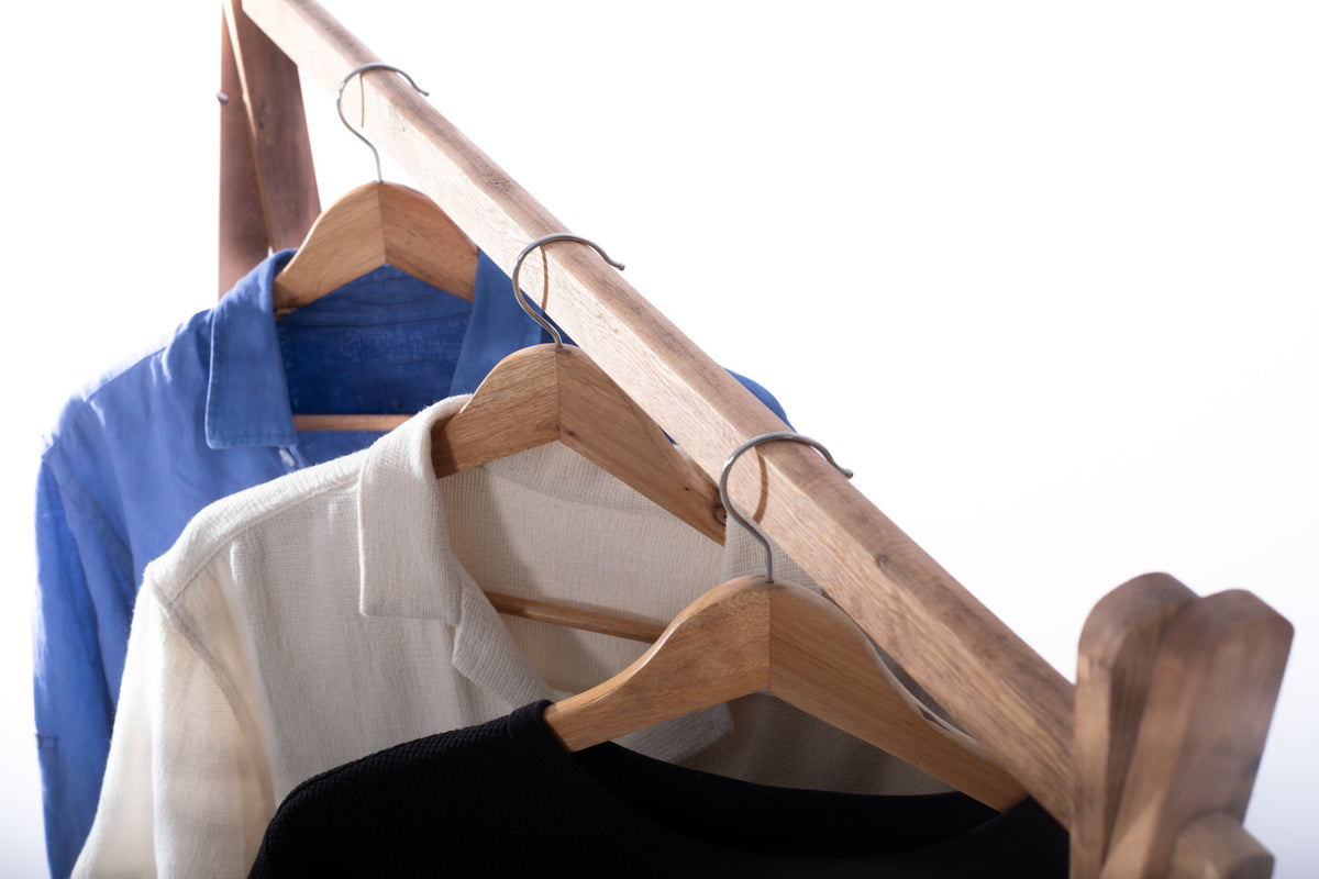 Portant à vêtements pliable en bois | 1 ou 2 étages – 165 × 100 cm